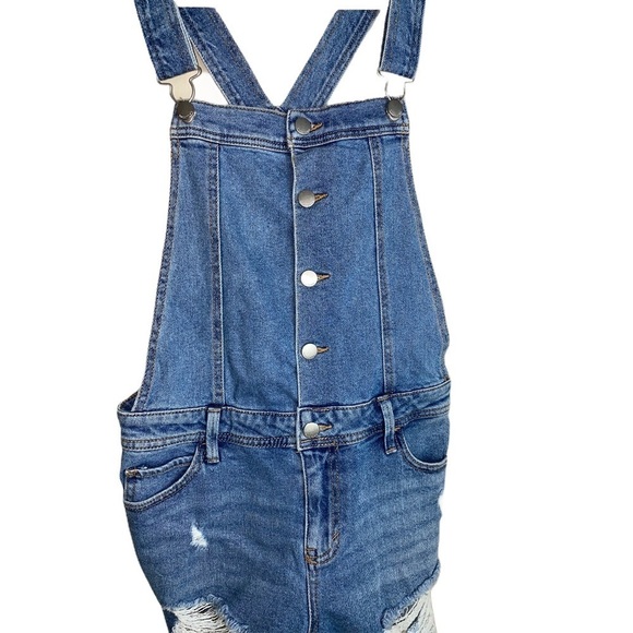 4/$25 🛍 Tinseltown Distressed Denim Overalls Sz L - Picture 6 of 11